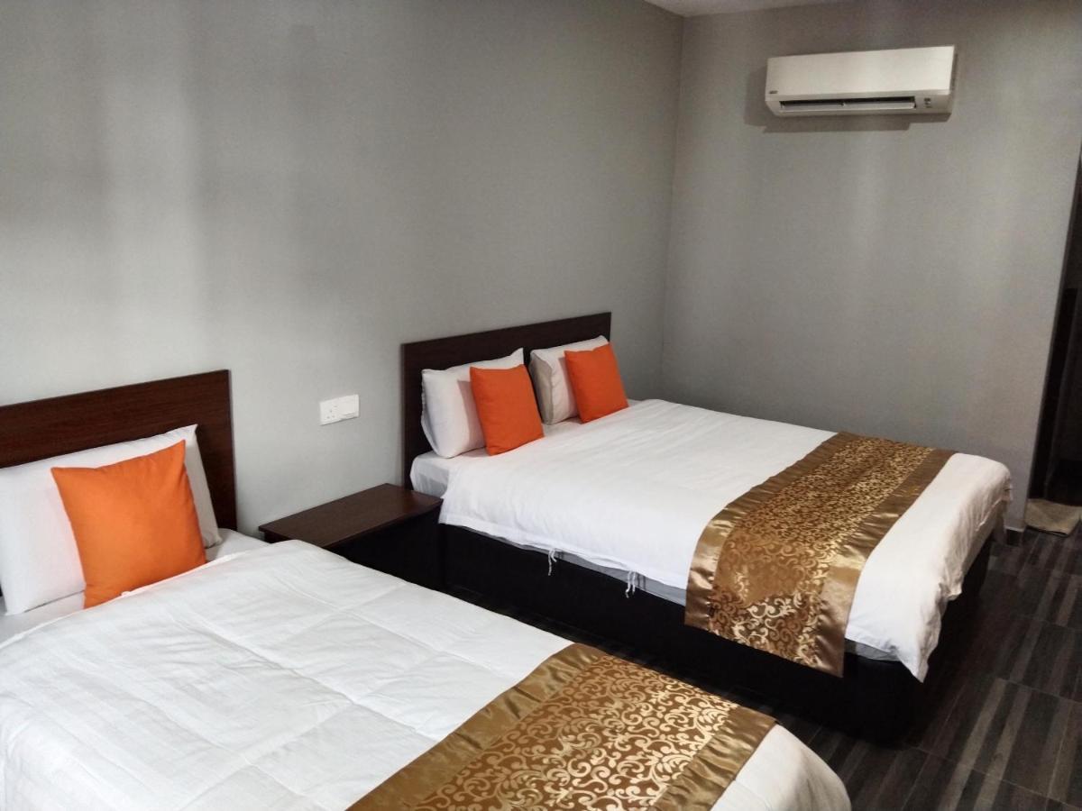 One World Hotel Кулай Екстериор снимка