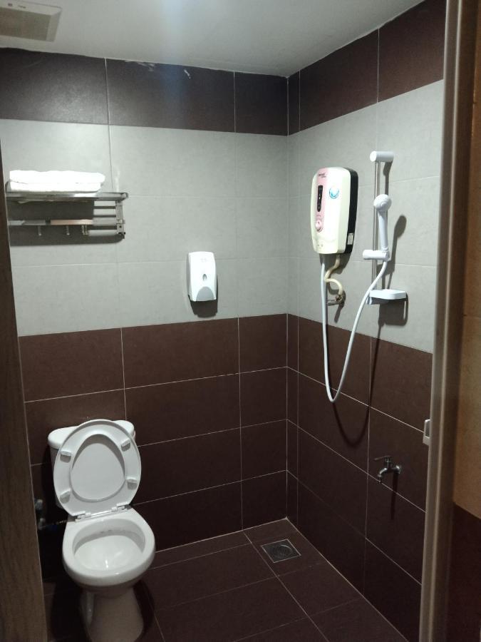 One World Hotel Кулай Екстериор снимка